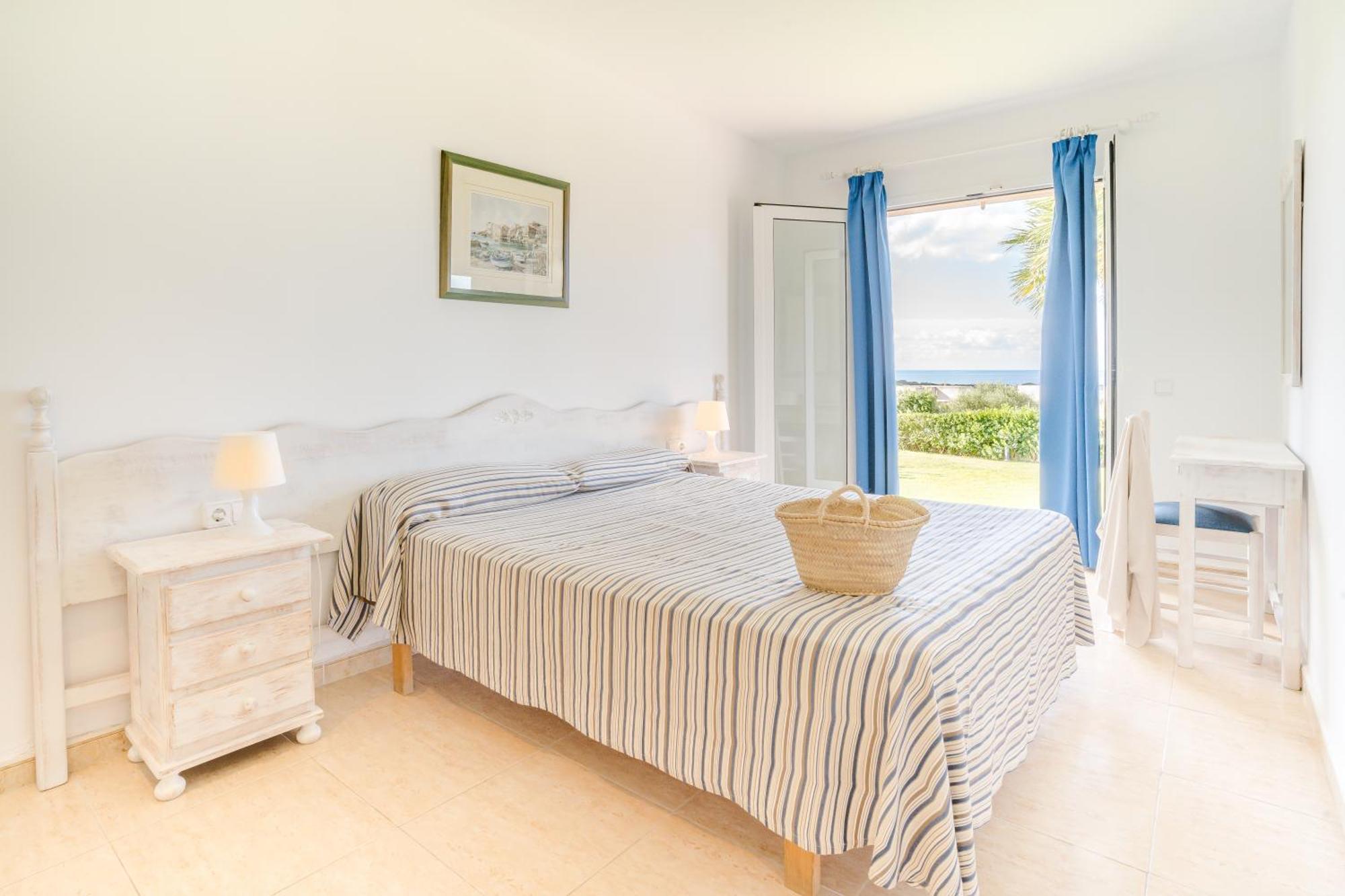Apartamentos Mar Blau Son Bou Eksteriør bilde